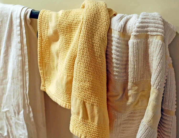 How to wash kitchen towels
